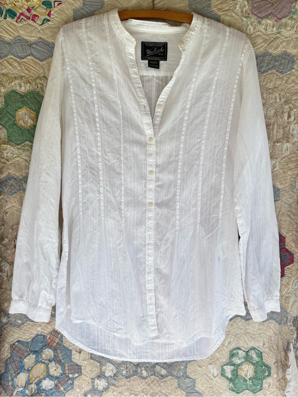 Woolrich White Cotton Pintuck Button-Down Shirt Large